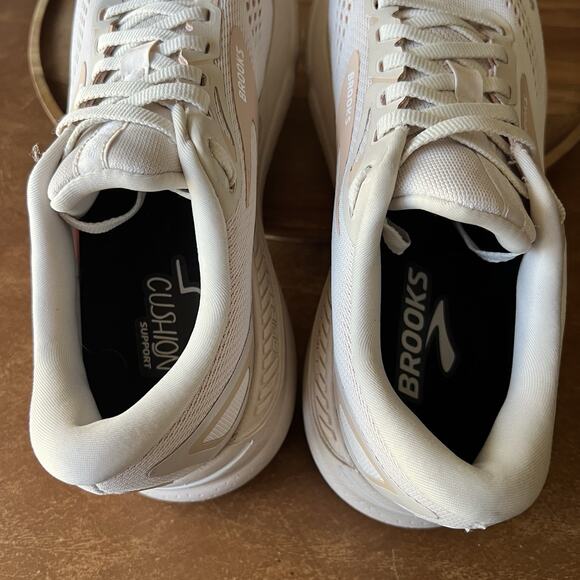 Brooks Adrenaline GTS 23 Supportive Peach Running Shoes Sneakers Women's 8.5 - Picture 3 of 16